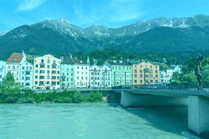 Ellie, 24 — Escort in Rain, Austria
