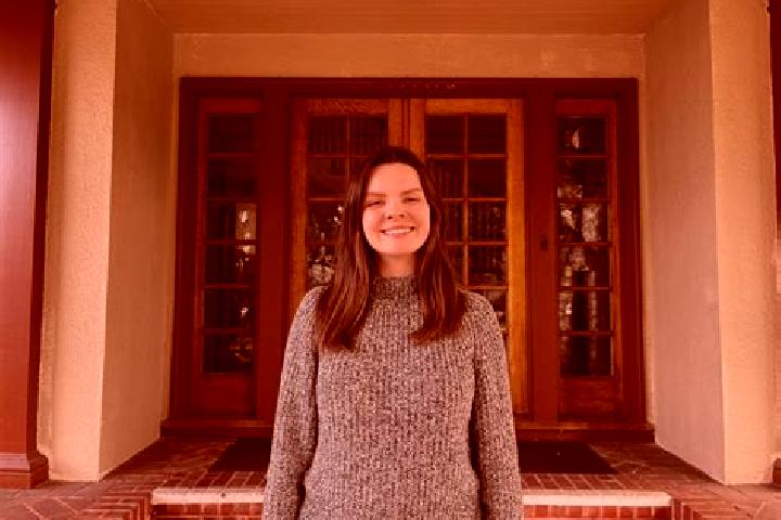 Ellie, 24 — Escort in Sherrard, United States