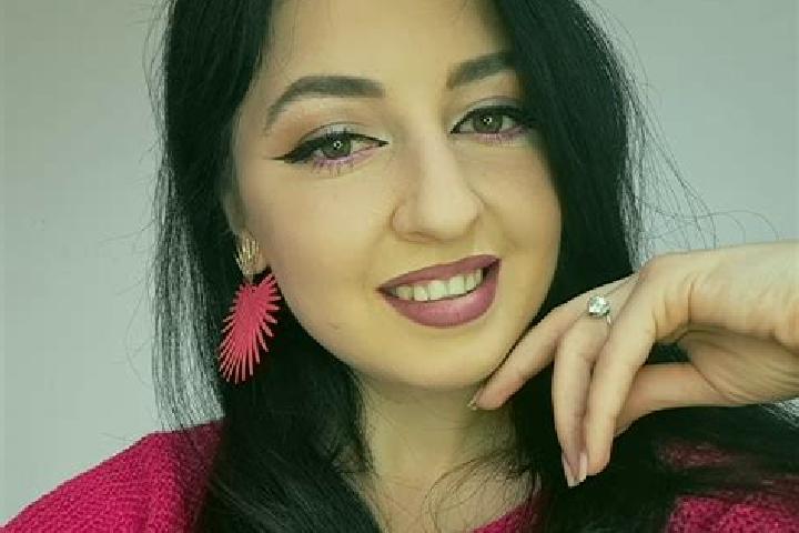 Ellie, 24 — Escort in Valea Cucului, Romania