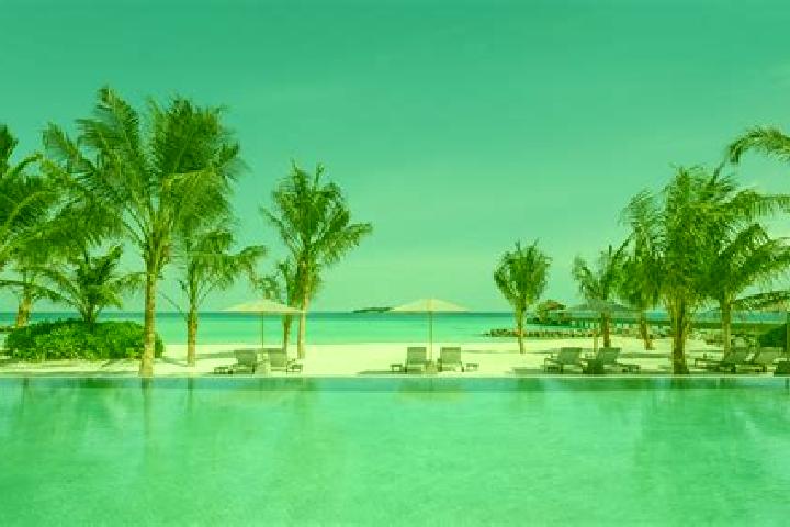 Ellie, 24 — Escort in Veymandoo, Maldives