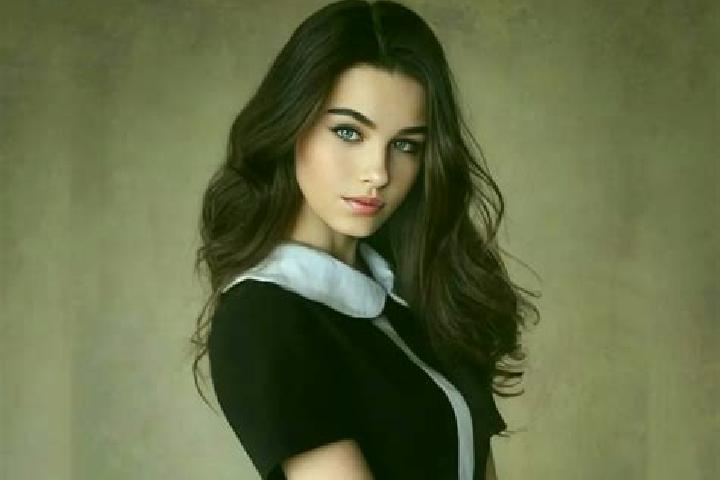Ellie, 25, a black blue-eyed slavic companion based in Lezardrieux. Offering BDSM, OWO, Travel Companion, Erotic Massage, Party Girl. Available for incall an...