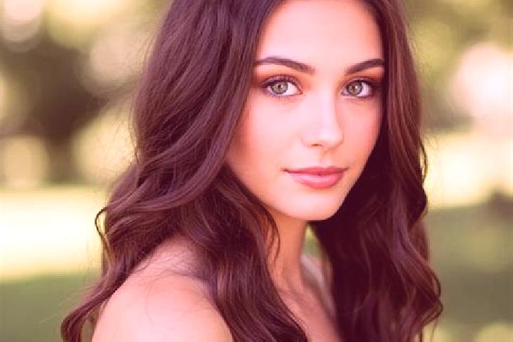 Ellie, 25, a black brown-eyed caucasian companion based in Llivia. Offering Prostate Massage, Girlfriend Experience, Overnight. Available for incall and outc...