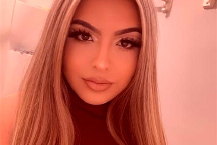 Ellie, 25, a blonde amber-eyed latina companion based in Renwu. Offering BDSM, Domination, Duos, Fetish. Available for incall and outcall, overnight bookings...