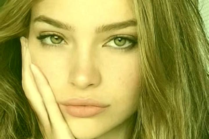 Ellie, 25, a blonde hazel-eyed indian companion based in Agua Santa del Yuna. Offering CIM, Erotic Massage, OWO, Fetish. Available for incall and outcall, da...