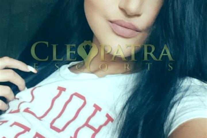 Ellie, 25, a brunette dark-eyed mixed companion based in Turano Lodigiano. Offering OWO, BDSM, Prostate Massage, Tantra, Roleplay. Available for incall and o...