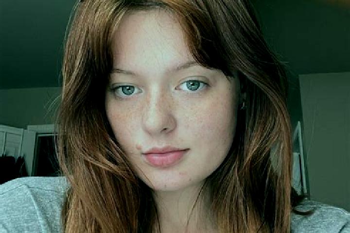 Ellie, 25, a red grey-eyed mixed companion based in Cartierville. Offering Girlfriend Experience, GFE, Prostate Massage. Available for incall and outcall, ov...