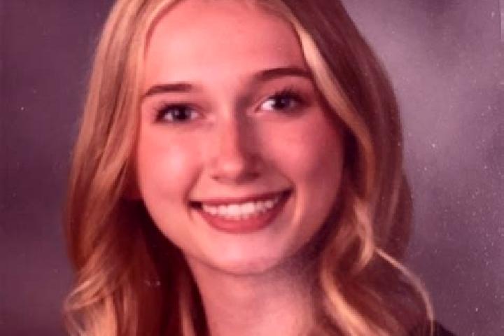 Ellie, 25 — Escort in Adair Village, United States