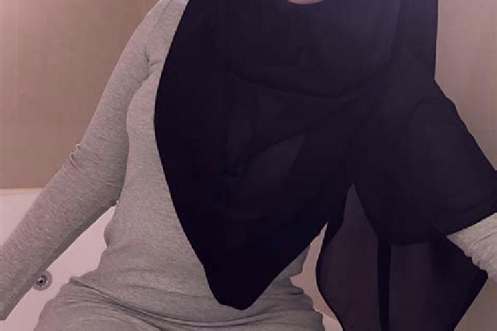 Ellie, 25 — Escort in Al Hadiyah, Yemen