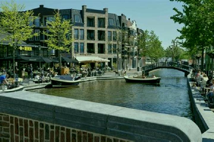 Ellie, 25 — Escort in Alphen aan den Rijn, Netherlands