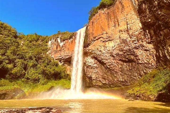 Ellie, 25 — Escort in Cachoeira do Sul, Brazil