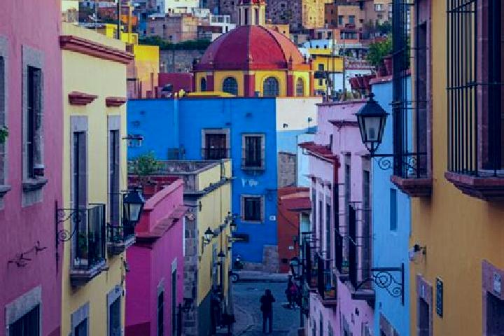 Ellie, 25 — Escort in Guigovelaga, Mexico