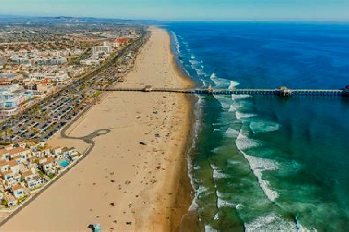 Ellie, 25 — Escort in Huntington Beach, United States