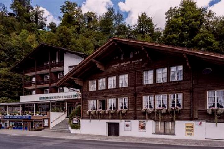 Ellie, 25 — Escort in Kallnach, Switzerland