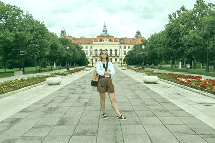 Ellie, 25 — Escort in Majdanpek, Serbia