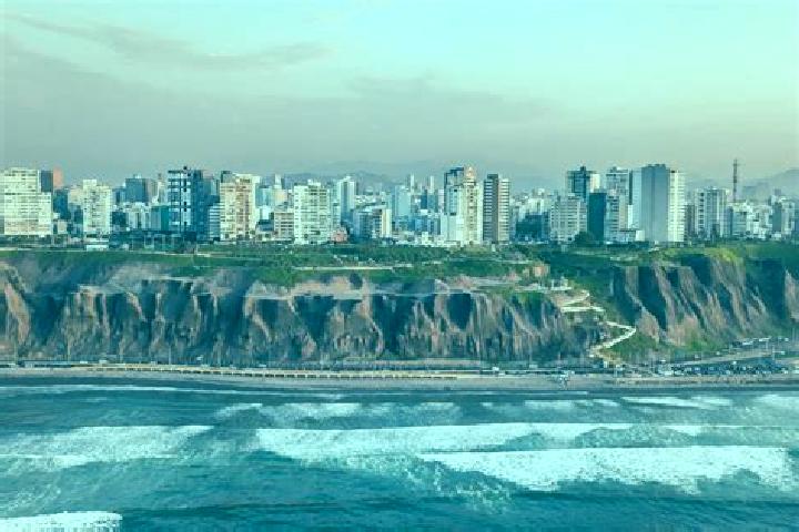 Ellie, 25 — Escort in Marcaja, Peru