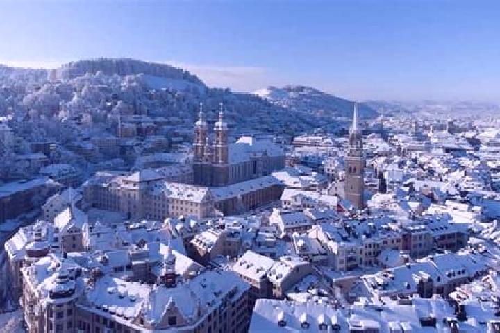 Ellie, 25 — Escort in Sankt Gallen, Switzerland