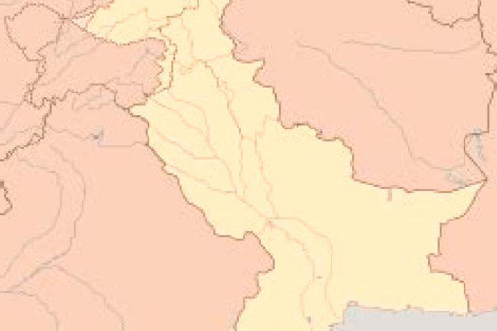 Ellie, 25 — Escort in Shorkot, Pakistan
