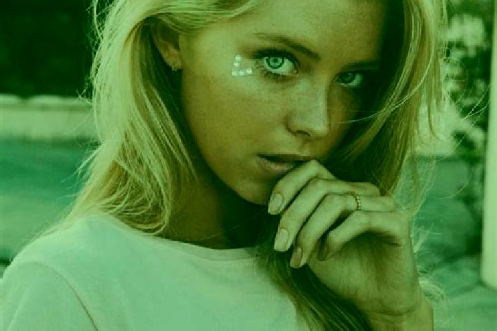 Ellie, 26, a blonde blue-eyed ebony companion based in Selajambe Satu. Offering Deep French Kissing, Roleplay, Travel Companion, Dinner Date, Party Girl. Ava...