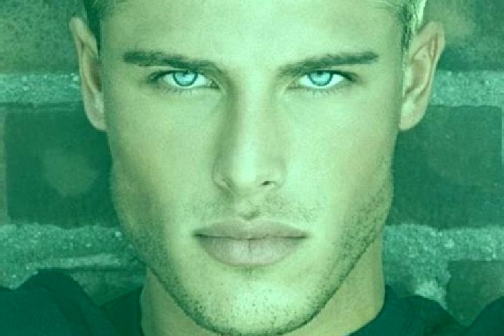 Ellie, 26, a blonde grey-eyed caucasian companion based in Uru. Offering 69, Overnight, Domination, Girlfriend Experience. Available for incall and outcall, ...