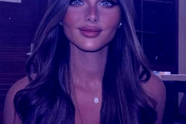 Ellie, 26, a brunette dark-eyed slavic companion based in Bibra Lake. Offering Prostate Massage, Dinner Date, Domination, Travel Companion. Available for inc...