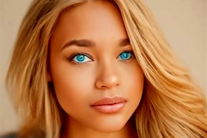 Ellie, 26, a dark blonde blue-eyed latina companion based in Szigetcsep. Offering Roleplay, Erotic Massage, A-Level. Available for incall and outcall, overni...