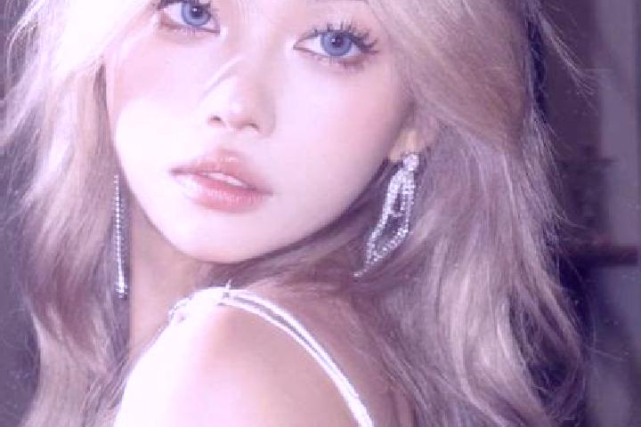 Ellie, 26, a platinum blonde grey-eyed asian companion based in Cachimo. Offering Roleplay, Fetish, GFE, OWO, BDSM. Available for incall and outcall, overnig...