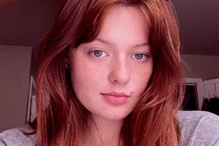 Ellie, 26, a red blue-eyed slavic companion based in Banate. Offering Duos, A-Level, GFE. Available for incall and outcall, overnight bookings available.
