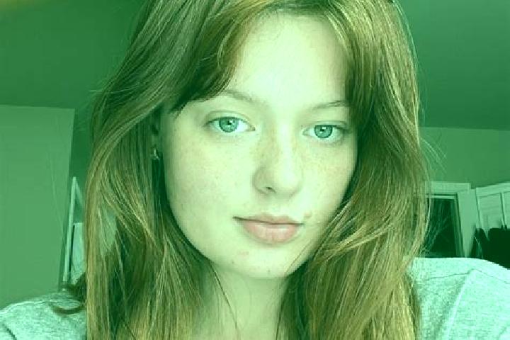 Ellie, 26, a red brown-eyed caucasian companion based in Dornstadt. Offering Overnight, Deep French Kissing, Massage, A-Level, Domination. Available for inca...
