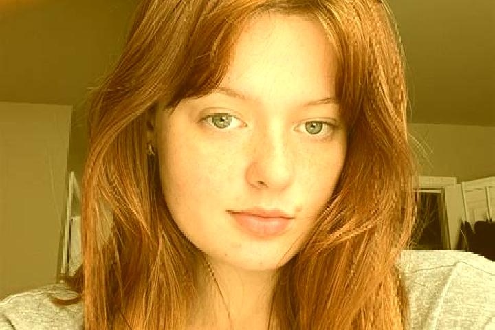 Ellie, 26, a red brown-eyed latina companion based in Poggio Picenze. Offering Travel Companion, Roleplay, Dinner Date, Massage. Available for incall and out...