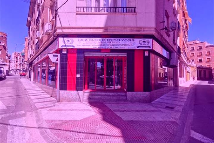 Ellie, 26 — Escort in Arroyo de San Servan, Spain