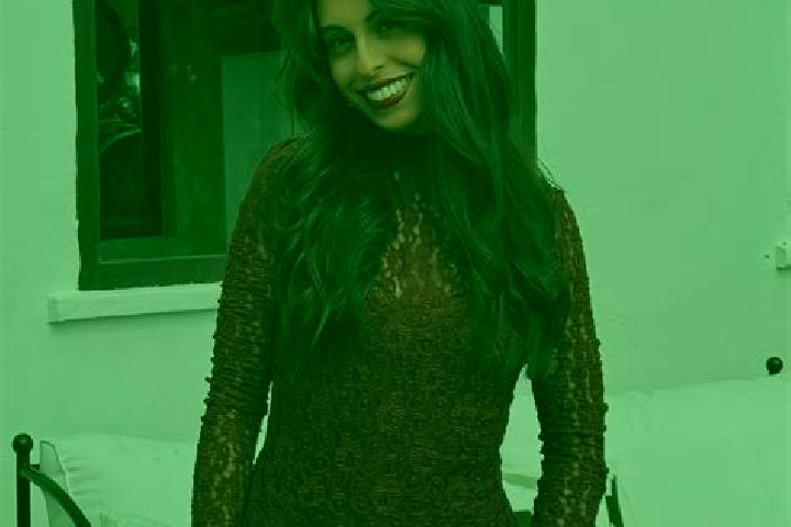 Ellie, 26 — Escort in Castel dell Aquila, Italy