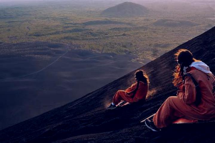Ellie, 26 — Escort in Cerro Negro, Brazil