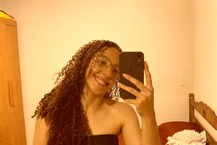 Ellie, 26 — Escort in Galileia, Brazil