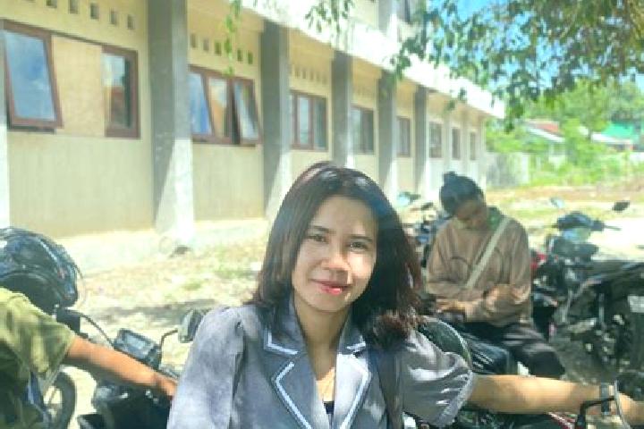 Ellie, 26 — Escort in Oeleu, Indonesia