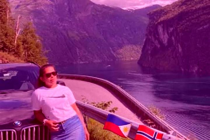 Ellie, 26 — Escort in Os, Norway