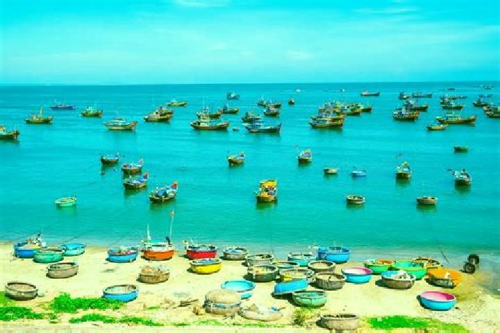 Ellie, 26 — Escort in Phan Thiet, Vietnam