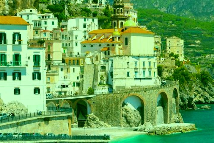 Ellie, 26 — Escort in Pozzonovo, Italy