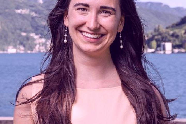 Ellie, 26 — Escort in Therwil, Switzerland