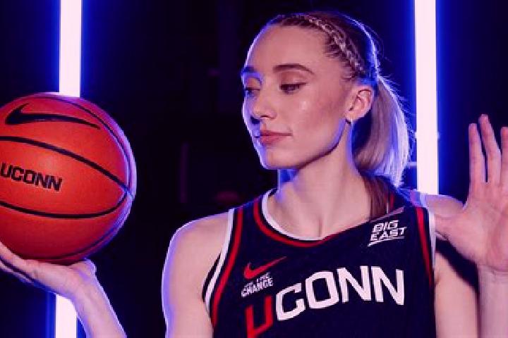 Ellie, 26 — Escort in Ucon, United States