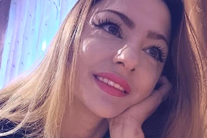 Ellie, 26 — Escort in Vulcan, Romania