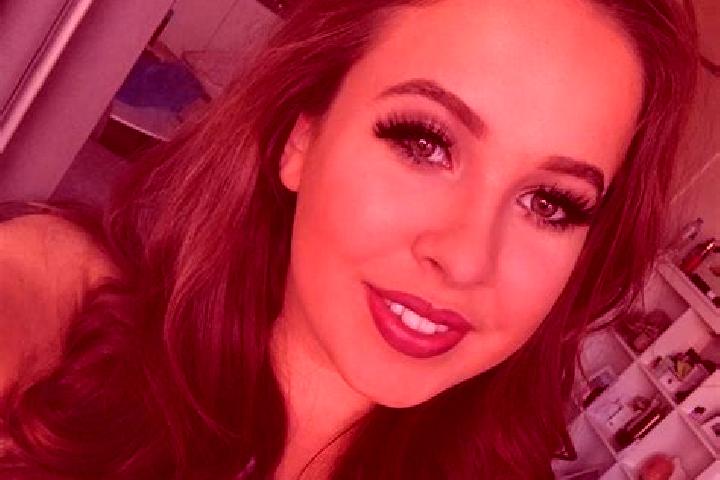 Ellie, 27, a auburn hazel-eyed caucasian companion based in Branoux-les-Taillades. Offering Massage, Couples, Deep French Kissing. Available for incall and o...