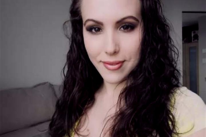 Ellie, 27, a black brown-eyed european companion based in Beaujeu-Saint-Vallier-Pierrejux-et-Quitteur. Offering A-Level, OWO, Striptease. Available for incal...