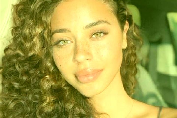 Ellie, 27, a black hazel-eyed latina companion based in Chaka. Offering Roleplay, Deep French Kissing, Travel Companion, Dinner Date. Available for incall an...