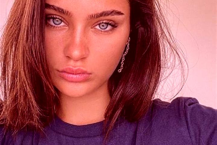 Ellie, 27, a brunette blue-eyed ebony companion based in Loma del Refugio. Offering Party Girl, Erotic Massage, Couples. Available for incall and outcall, da...