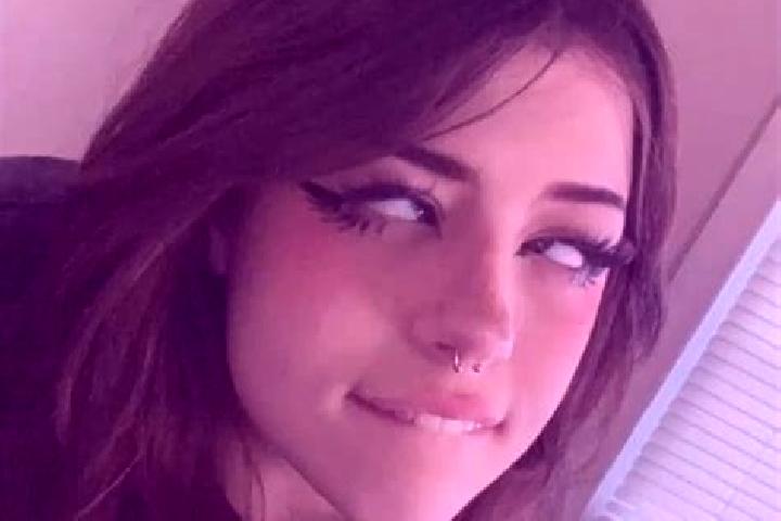 Ellie, 27, a chestnut grey-eyed caucasian companion based in Irmaksirti. Offering GFE, Party Girl, Fetish, A-Level, OWO. Available for incall and outcall, ov...