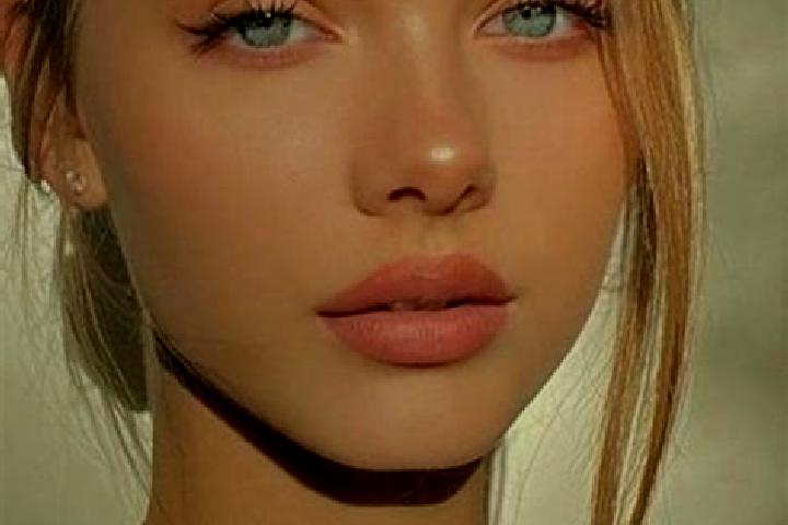 Ellie, 27, a dark blonde blue-eyed caucasian companion based in Neuvy-en-Sullias. Offering Prostate Massage, Erotic Massage, Fetish, Travel Companion. Availa...