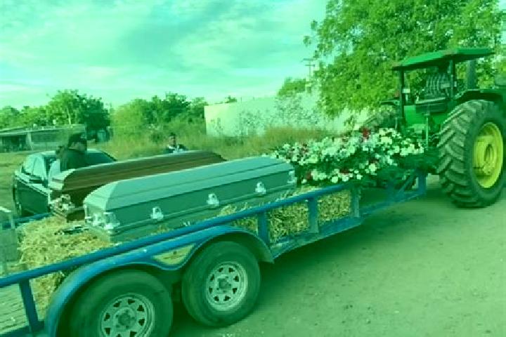 Ellie, 27 — Escort in El Burrion, Mexico