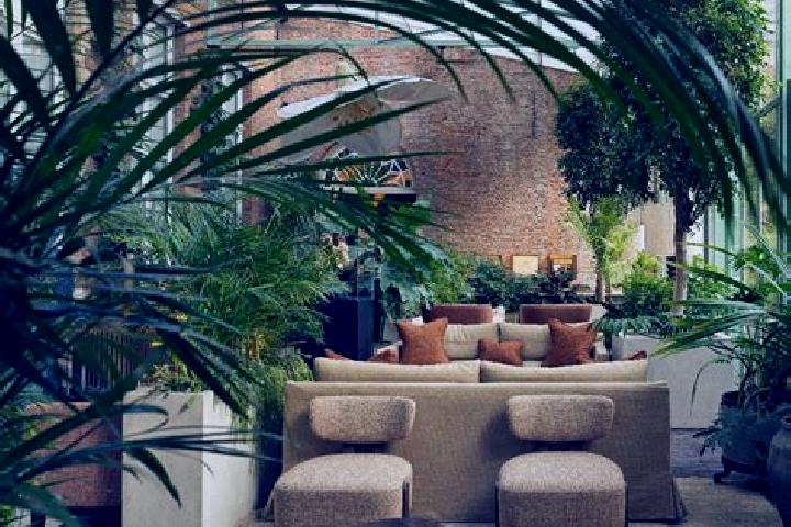 Ellie, 27 — Escort in Ixelles, Belgium