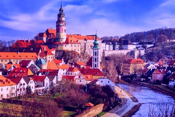 Ellie, 27 — Escort in Nivnice, Czech Republic