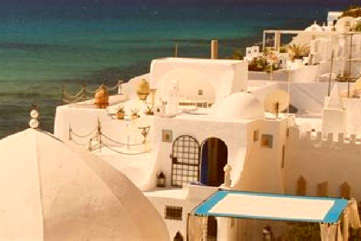 Ellie, 27 — Escort in Seiada, Tunisia